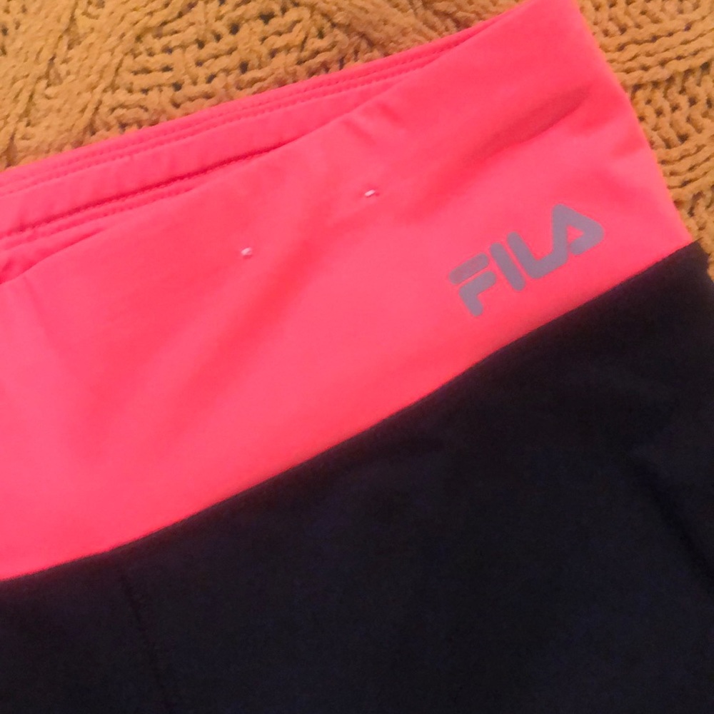 Fila workout pants 🏋️♂️ - Picture 2 of 8